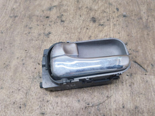 ручка внутренняя передняя левая Nissan Almera Tino V10 2003, 2.2 л., дизель