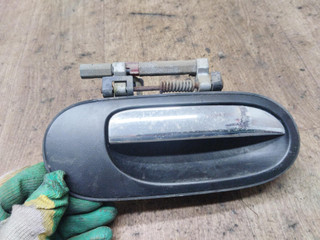 ручка наружная задняя правая Nissan Almera Tino V10 2003, 2.2 л., дизель