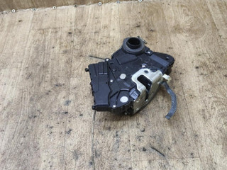 замок двери передней правой Toyota Yaris XP9 2007, 1.5 л., 1NZ-FE, бензин, АКПП, чёрный, седан, передний привод