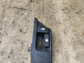 ручка открытия лючка топливного бака Toyota Yaris XP9 2007, 1.5 л., 1NZ-FE, бензин, АКПП, чёрный, седан, передний привод