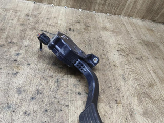 педаль Toyota Yaris XP9 2007, 1.5 л., 1NZ-FE, бензин, АКПП, чёрный, седан, передний привод, 78110-52020, 10J23D01027, 1988007021
