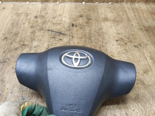 подушка безопасности водителя Toyota Yaris XP9 2007, 1.5 л., 1NZ-FE, бензин, АКПП, чёрный, седан, передний привод