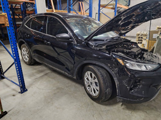 дверь передняя правая Ford Escape 4 поколение CX482 [рестайлинг] 2023, 1.5 л., бензин, черный, передний привод