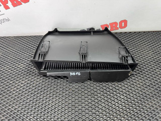 корпус салонного фильтра Mercedes-Benz C-Класс W203/S203/CL203 CL203.747 2001, 2.3 л., M 111.981, бензин, АКПП, 345, купе, задний привод, A2038350740