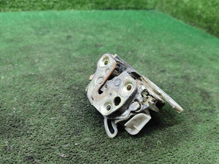 замок двери передней левой Opel Astra F 1994, 1.4 л., C 14 NZ, бензин, МКПП, хетчбэк 3 дв.