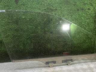 стекло двери передней правой Toyota Carina E 1 поколение T190 1998, 2.0 л., 2C, дизель, МКПП, универсал