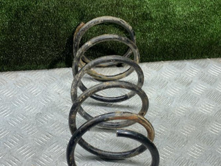 пружина передняя Toyota Avensis 1 поколение (T220) 1999, 2.0 л., 2C, дизель, МКПП, хетчбэк 5 дв.