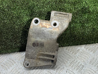 кронштейн генератора Opel Astra G 1999, 1.8 л., X 18 XE1, бензин, хетчбэк 3 дв., 90571112
