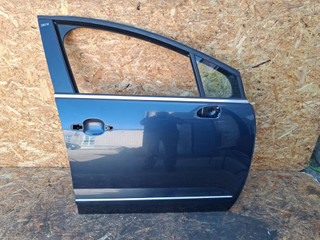 дверь передняя правая Peugeot 5008 1 поколение 2011, 1.6 л., бензин, МКПП, минивэн