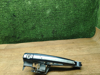 ручка наружная Peugeot 5008 1 поколение 2011, 1.6 л., бензин, МКПП, минивэн, 9684560080