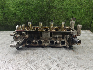 головка блока цилиндров Toyota Avensis 1 поколение (T220) 1999, 1.6 л., 4A-FE, бензин, МКПП, седан, передний привод