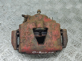 суппорт передний правый Opel Vectra B 1996, 1.8 л., бензин, МКПП, хетчбэк 5 дв.