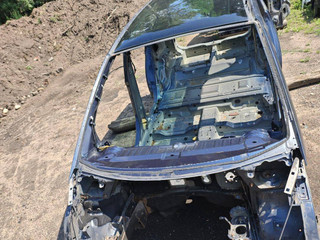 четверть передняя правая Peugeot 5008 1 поколение 2011, 1.6 л., бензин, МКПП, минивэн