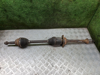 полуось передняя правая (приводной вал, ШРУС) Toyota Corolla Verso 1 поколение E121 2003, 2.0 л., дизель, МКПП, универсал