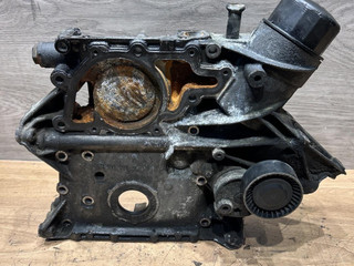 крышка двигателя передняя Mercedes-Benz M-Класс W163 2000, 2.7 л., дизель, АКПП, задний привод, 6110150802