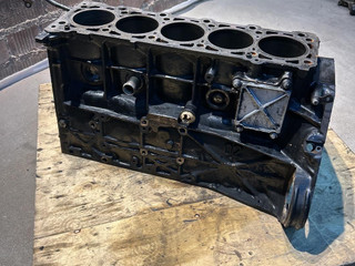 блок цилиндров Mercedes-Benz M-Класс W163 2001, 2.7 л., OM 612.983, дизель, АКПП, внедорожник 5 дв., задний привод, 6120110201, 612983300333