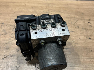 блок ABS Mercedes-Benz Sprinter 2 поколение 2011, 2.2 л., дизель, МКПП, задний привод, 0074313812, 0265251369