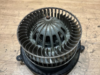 моторчик печки Mercedes-Benz E-Класс W211/S211 2005, 3.0 л., дизель, АКПП, универсал, задний привод
