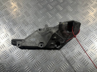 кронштейн двигателя Mercedes-Benz GL-Класс X166 2014, 4.7 л., M 278.928, бензин, внедорожник 5 дв., A2782236704