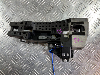 скелет ручки двери передней левой Audi A8 D4/4H 2012, 4.2 л., CDRA, бензин, АКПП, седан, 4H1837885