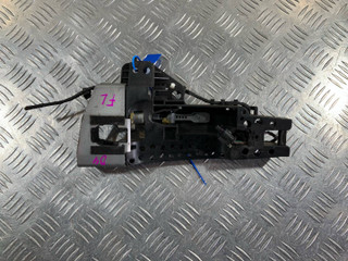 скелет ручки двери передней левой Audi A6 4G/C7 2012, 4.2 л., CDRA, бензин, АКПП, седан, 4H1837885