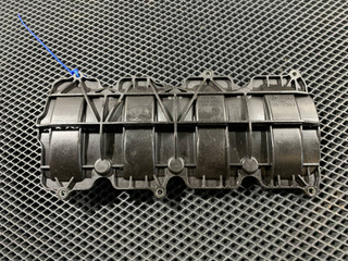 успокоитель масляный Audi A8 D4/4H 2012, 4.2 л., бензин, АКПП, седан, 079115289S