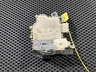 замок двери передней правой Audi A7 4G 2010, 3.2 л., CALB, бензин, 8J1837016D