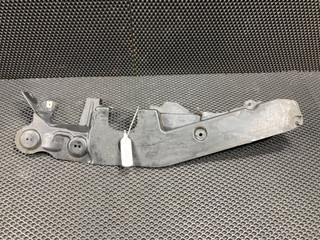 кожух (защита) рулевого механизма BMW X5 F15 2018, 3.0 л., N55 B30 A, бензин, АКПП, внедорожник 5 дв., 51757325399