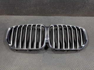 решетка радиатора BMW X5 G05 2018, 3.0 л., B58B30M1, бензин, АКПП, внедорожник 5 дв., 20240006541