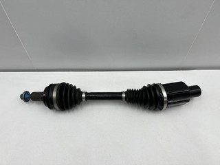 полуось передняя левая (приводной вал, ШРУС) Mercedes-Benz GLC-Класс X253/C253 2017, 2.0 л., бензин, АКПП, внедорожник 5 дв., A2533307900