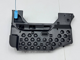 пластик Mercedes-Benz EQS V297 2021, электро, АКПП, седан, A2976804107