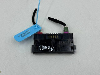 разъем AUX / USB Volkswagen Tiguan 2 поколение [рестайлинг] 2022, 2.0 л., DTEA, бензин, АКПП, внедорожник 5 дв., 5NA035736