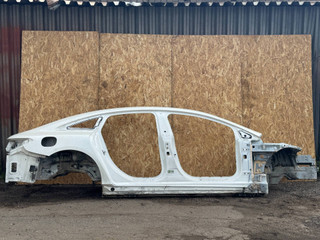 боковина кузова правая Mercedes-Benz EQS V297 2021, электро, АКПП, седан