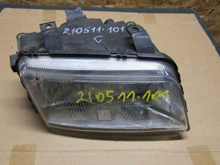 фара правая Audi A4 B5 1996, 1.6 л., бензин, АКПП, седан, 8D0941004A