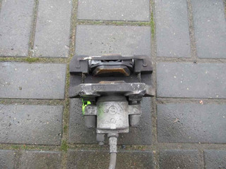 суппорт задний левый BMW X5 F15 2013, 3.0 л., N57 D30 B, дизель, АКПП, внедорожник 5 дв.
