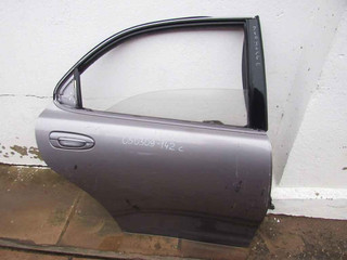 дверь задняя правая Mazda Xedos 6 1 поколение 1996, 2.0 л., KF1, бензин, седан