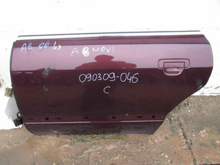 дверь задняя левая Audi A8 D2/4D 1996, 2.8 л., бензин, седан