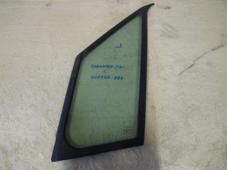 форточка передняя левая Mercedes-Benz Sprinter 2 поколение (W906) 2008, 1.8 л., M 271.951, бензин