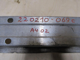 усилитель бампера переднего Audi A4 B6 2002, 1.8 л., AVJ, бензин, седан