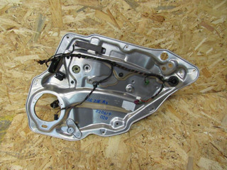 стеклоподъемник задний правый Mercedes-Benz CLS-Класс C218/X218 2011, 2.1 л., OM 651.924, дизель, купе
