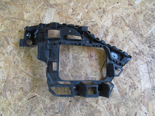 Крепление бампера переднего Volkswagen Touareg 2 поколение 2011, 3.0 л., дизель, внедорожник 5 дв., 7P6807394
