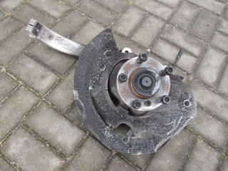 ступица передняя левая BMW X5 F15 2015, 3.0 л., N57 D30 A, дизель, внедорожник 5 дв., 6773783