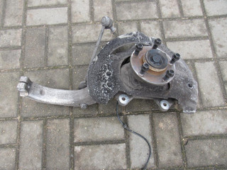 ступица передняя правая BMW X5 F15 2015, 3.0 л., N57 D30 A, дизель, внедорожник 5 дв., 6773784