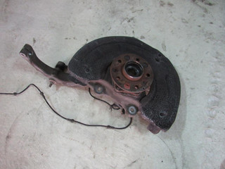 кулак поворотный правый Mercedes-Benz S-Класс W222/C217/A217 2013, 5.5 л., M 157.985, бензин, седан, 2223320400