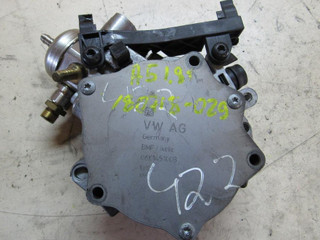 насос вакуумный Audi A6 4F/C6 2004, 3.0 л., BMK, дизель, седан, 057145100L