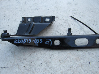 петля капота левая Audi Q5 8R 2010, 2.0 л., дизель, внедорожник 5 дв., 8R0823301A