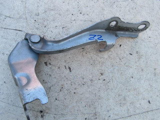 петля капота левая Toyota RAV4 2 поколение (XA20) 2002, 2.0 л., 1AZ-FE, бензин, внедорожник 5 дв.