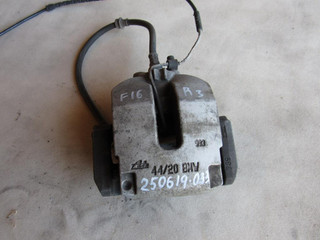 суппорт задний правый BMW X6 F16 2015, 3.0 л., N57 D30 A, дизель, внедорожник 5 дв.