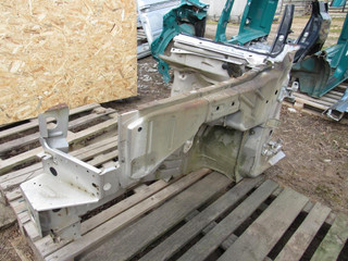 четверть передняя левая Land Rover Freelander 1 поколение 2000, 2.0 л., дизель, внедорожник 5 дв.