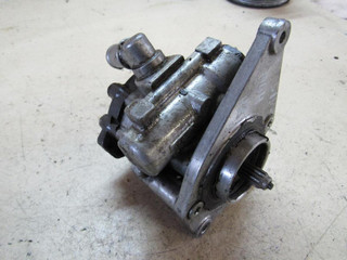насос гидроусилителя руля Audi R8 42 2010, 4.2 л., CNDA, бензин, купе, 420145157A